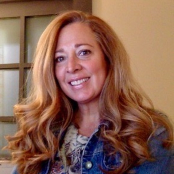 Meet your Posher, Allison - Picture 1 of 1